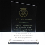 Chi Chi Rodriguezs 1998 XX Aniversario Fundacion Glass Award