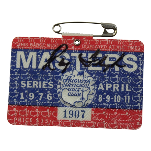 Ray Floyd Signed 1976 Masters Tournament SERIES Badge #1907 JSA ALOA