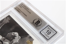 Jack Nicklaus Signed 2001 UD Golden Bear '1980 PGA' Card #122 - Beckett Graded 10 AUTO