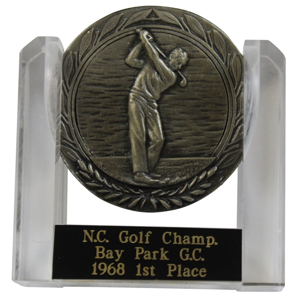 1968 Bay Park Golf Club NC 1st Place Golf Champ Golf Medal on Lucite Base
