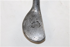 The Mills Straight Face BB Model Medium Lie Brassie W/ Shaft Stamp