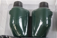 Masters Tournament Green Bushnell Binoculars w/Carrying Case & Neck Strap in Box