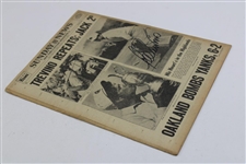 Lee Trevino Signed Sunday News Trevino Repeats Headline July 1972 Newspaper  JSA ALOA