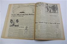 Lee Trevino Signed Sunday News Trevino Repeats Headline July 1972 Newspaper  JSA ALOA