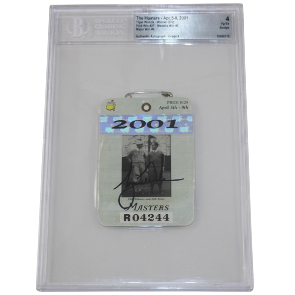 Tiger Woods Signed 2001 Masters SERIES Badge #R04244 BGS Auto Grade 9