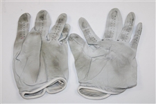 Gary Player Signed Scorecard with Two (2) Personal Used Black Knight Logo Golf Gloves - Nielson Collection