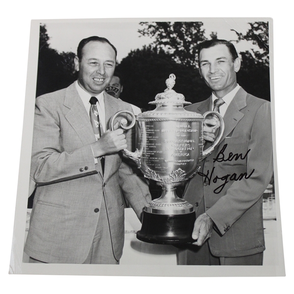Ben Hogan Signed B & W Photo Receiving The Pga Trophy Norwood Hills 1948 JSA ALOA
