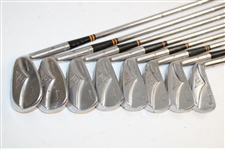 Chi Chi Rodriguez's Personal Macgregor Tourney Rec. MB5T Iron Set (2-9) 