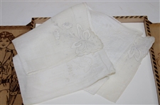 Circa 1930 Lady Golfer Themed Wood Handkerchief Box w/Original Handkerchiefs