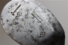 Spalding Accurate Niblick 1 w/Dot Punched Round Pattern Face