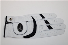 Jack Nicklaus Signed Jack Nicklaus Golf Glove JSA ALOA