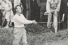 Arnold Palmer Signed Oversize Kingdom Magazine Cover Photo with '1962' PSA/DNA #UI4414