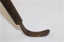 Vintage Hook Club w/Wooden Handle 