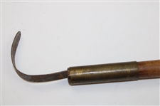 Vintage Hook Club w/Wooden Handle 