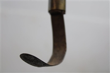 Vintage Hook Club w/Wooden Handle 