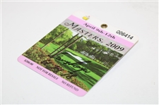 Gary Player Signed 2009 Masters Tournament SERIES Badge #Q06414 with Years Won JSA ALOA