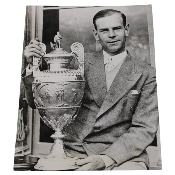 Press Photo Of Hector Thomson Winning 1936 British Amateur W/Trophy