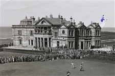 Bobby Jones 1930 The Amateur at St. Andrews 18th Green Putt Photo - Historic Image