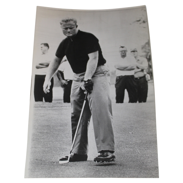 1965 Jack Nicklaus Misses Short Putt at Cajun Classic Press Photo