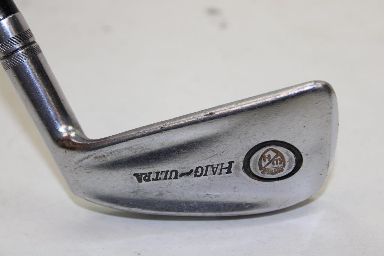 Lot Detail - Walter Hagen Clubs 1973 Irons 2-9+ Pw display picture 1