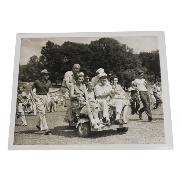 1953 Bob Hope Lazy Way on Fairway Wide World Press Photo