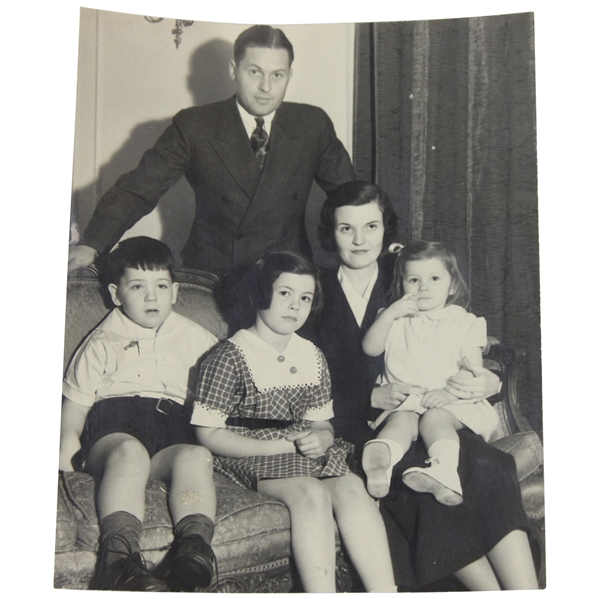 1933 Bobby Jones The Greatest Golfer of All Time Family Portrait