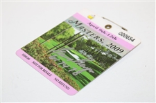 Gary Player Signed 2009 Masters Tournament SERIES Badge #Q00654 with Years Won JSA ALOA