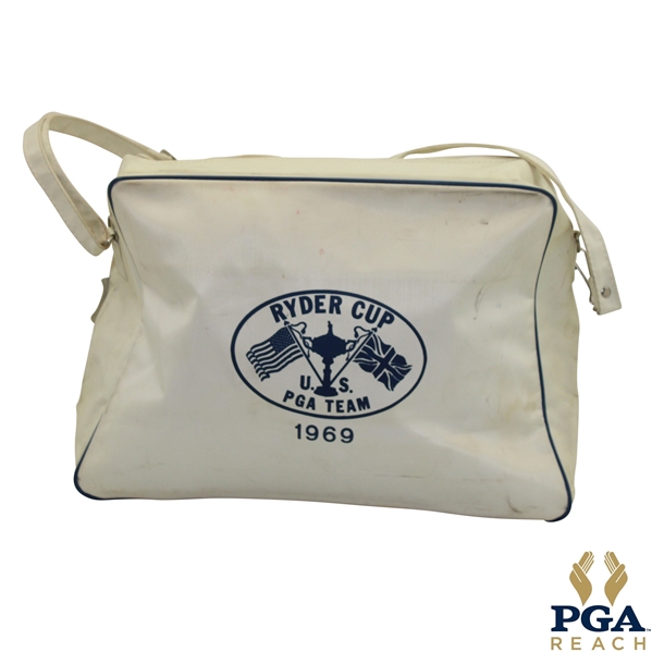 1969 Ryder Cup Team USA Issued PanAm White w/Blue Duffel Bag