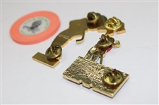 Jack Nicklaus Lot (2) Jack Pins (1) Golden Bear Pin & (1) Jack Poker Chip