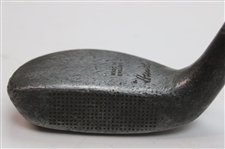 c.1923 Huntley Putter w/ Thumb Groove Shaft
