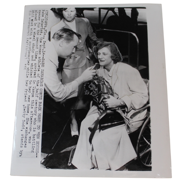 Babe Zaharias Arriving Home in Tampa 1955 Press Photo