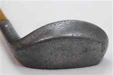 c.1923 Huntley Putter w/ Thumb Groove Shaft