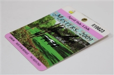 Gary Player Signed 2009 Masters Tournament SERIES Badge #R19823 with Years Won JSA ALOA