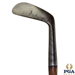 The Spalding Mussel Back Lofting Mashie