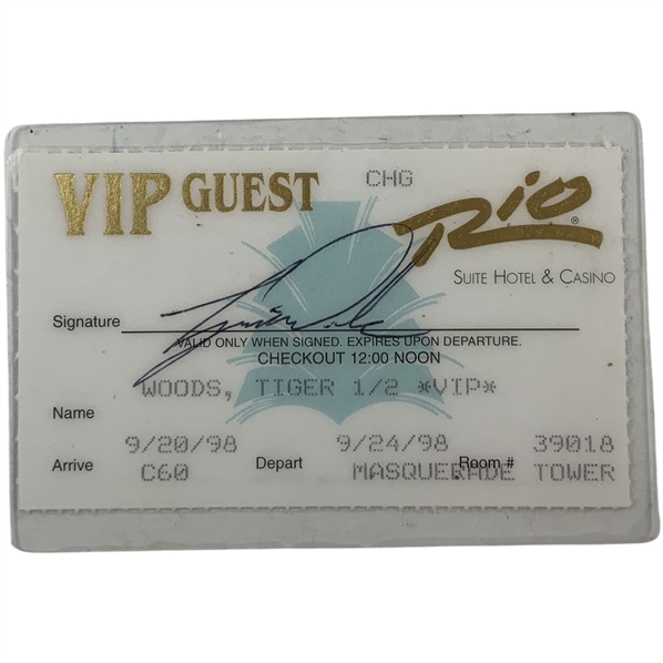 Tiger Woods Signed Personal 1998 Rio Suite Hotel & Casino Las Vegas VIP Guest Card PSA/DNA #K41338