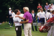 Fuzzy Zoeller's Signed 1984 US Open Final Rd Winning Used Signed Maxfli Glove From his Caddie JSA ALOA