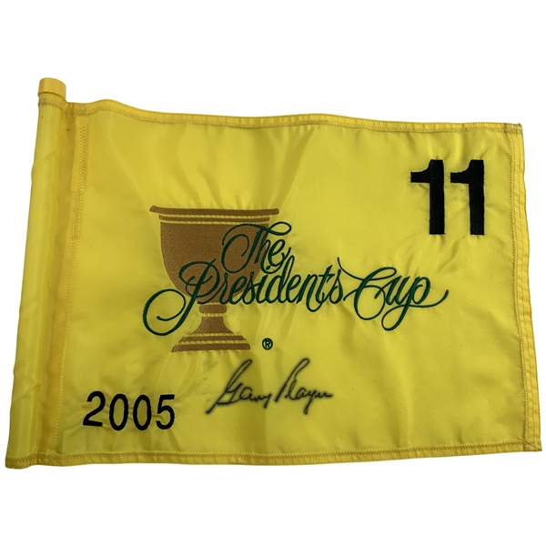 Gary Player Signed 2005 Presidents Cup Tournament Flown Hole #11 Flag JSA ALOA