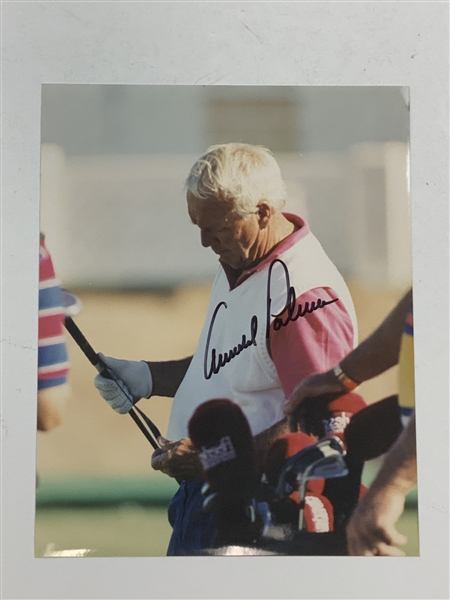 Arnold Palmer Signed Club Inspection 8x10 Original Photo on Kodak Paper JSA ALOA