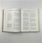 Doak, Tom. The Confidential Guide to Golf Courses. Sleeping Bear Press, 1996. First Edition (DJ)
